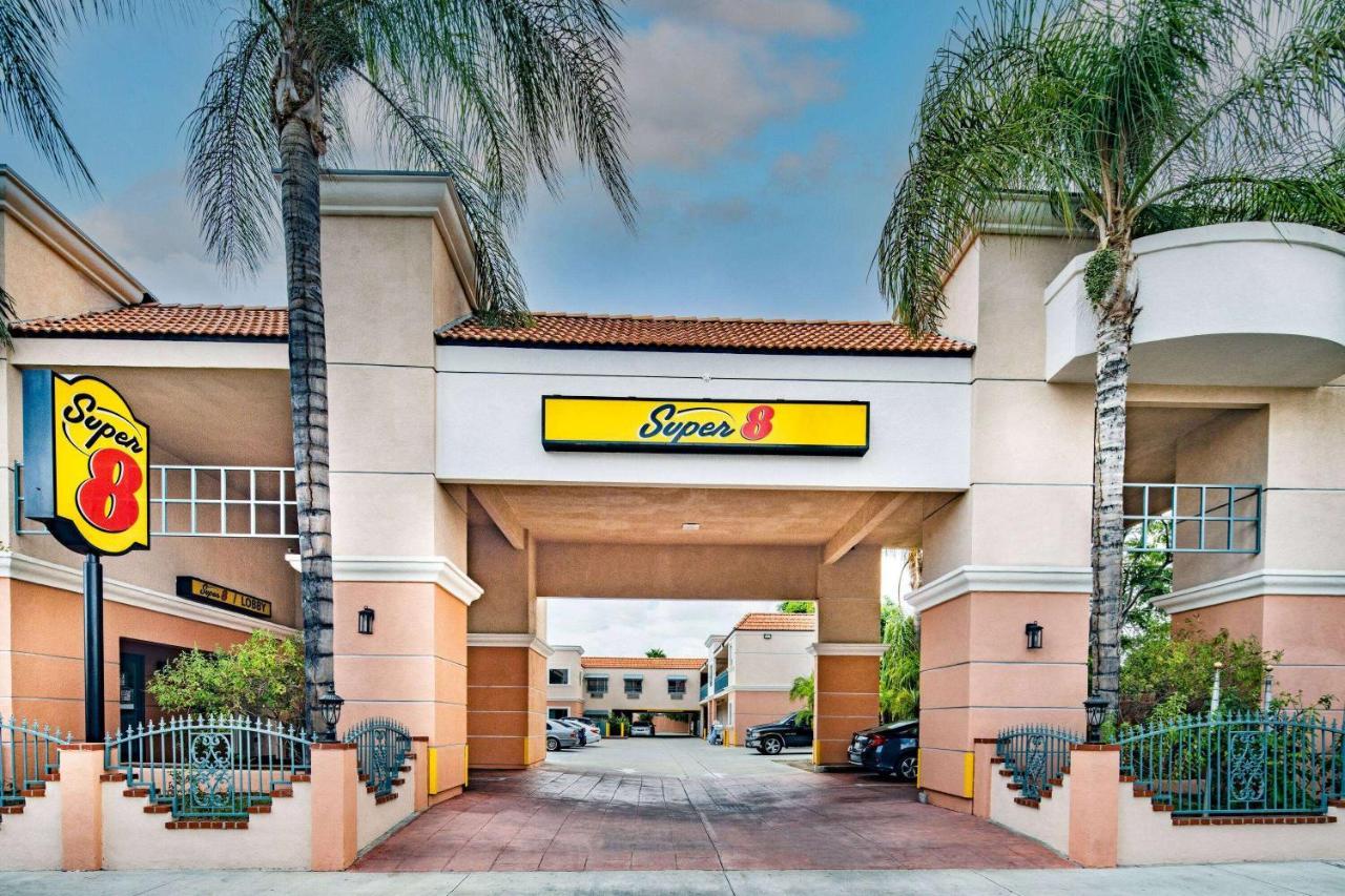 Motel Super 8 By Wyndham North Hollywood Los Angeles Esterno foto