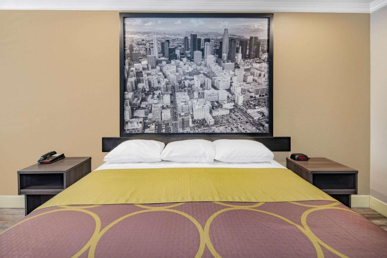Motel Super 8 By Wyndham North Hollywood Los Angeles Esterno foto