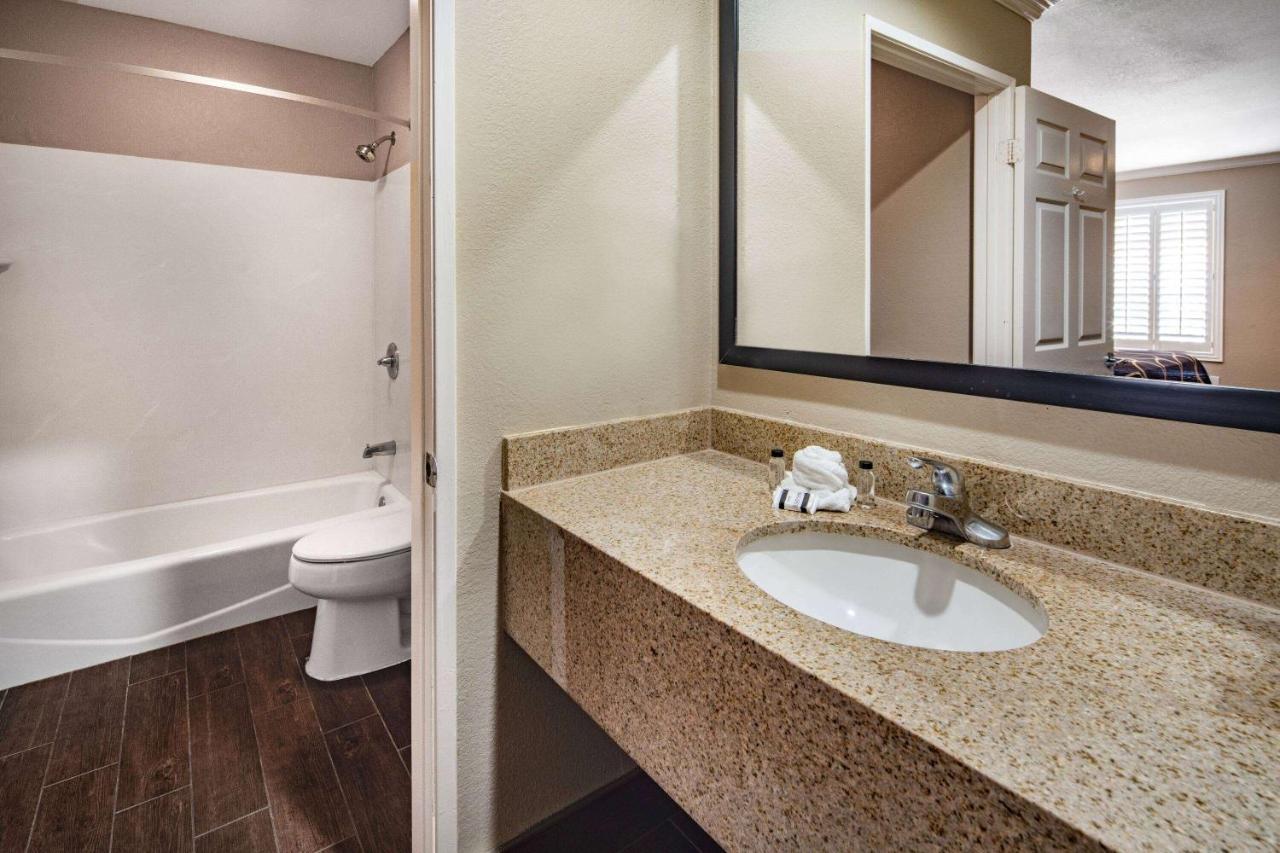 Motel Super 8 By Wyndham North Hollywood Los Angeles Esterno foto