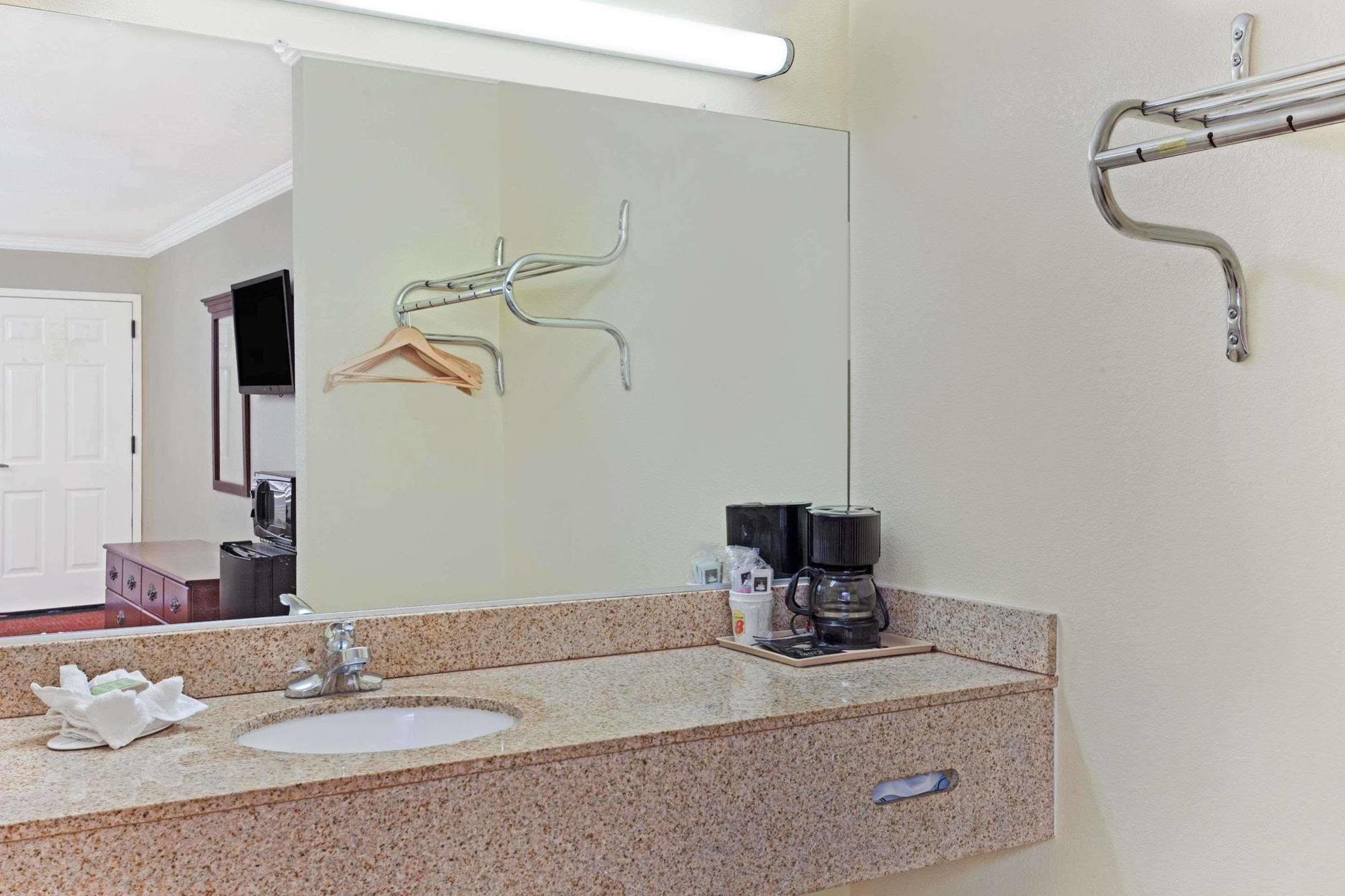 Motel Super 8 By Wyndham North Hollywood Los Angeles Esterno foto